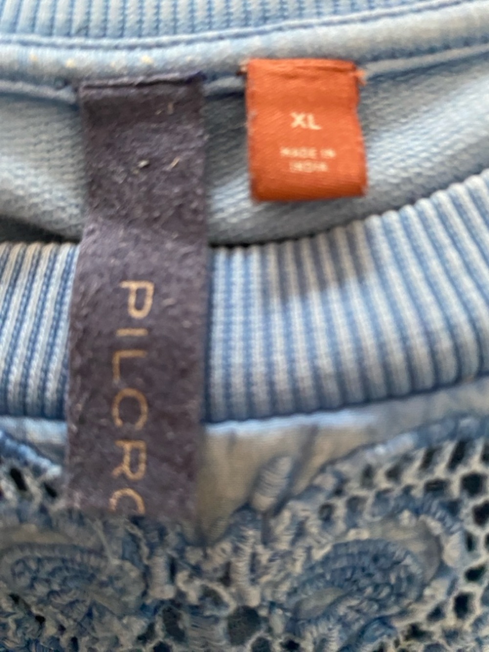 Anthropologie PILCRO Blue Eyelet Lace Puff Sleeve Top - Picture 4 of 5